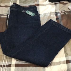 Brand new with tags!! Men’s LL Bean jeans 👖 size 36x29